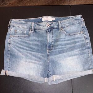#T909-Torrid Denim Blue Jean Shorts-14W